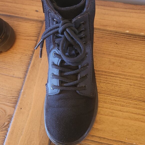 Junior Combs Dr Marten kids boots unisex 13 - Picture 5 of 10